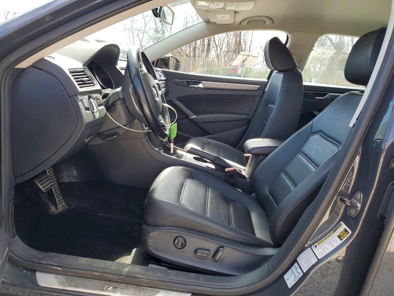 1VWDT7A38HC084876