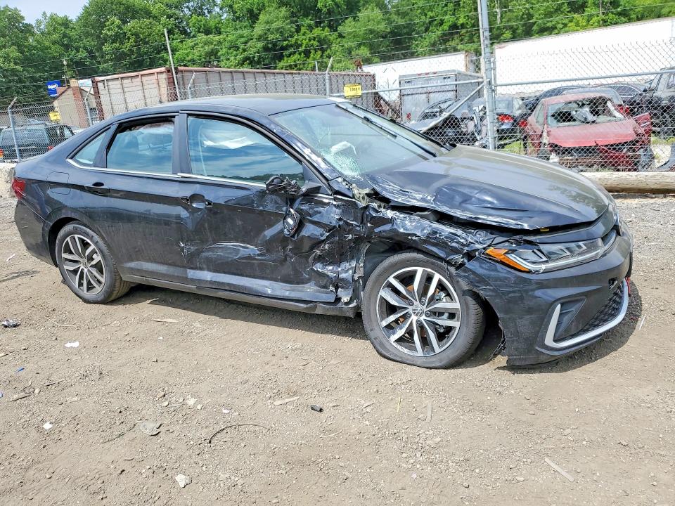 3VW7W7BU5TM031328