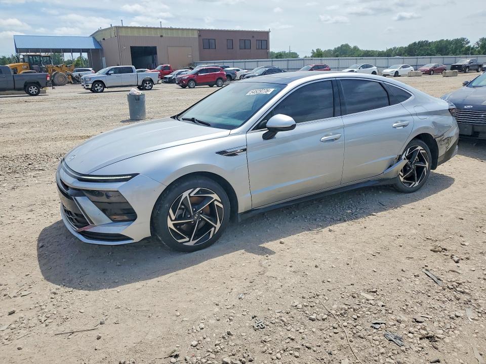 KMHL14JA4RA366555
