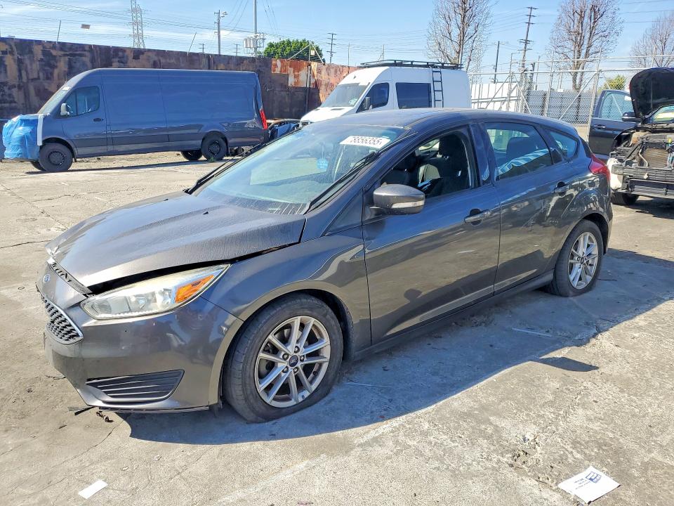 2016 FORD FOCUS — VIN 1FADP3K22GL348054