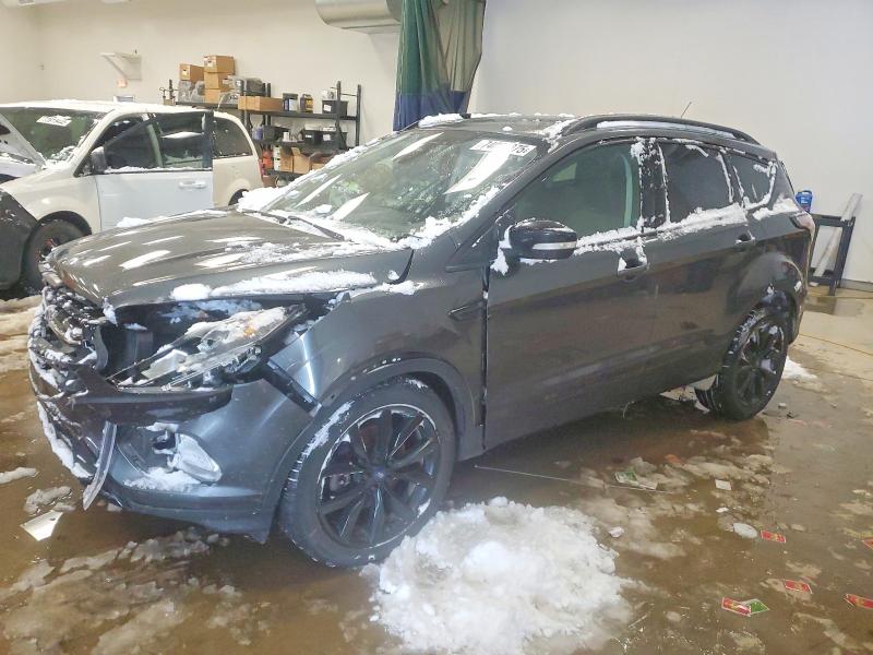 2017 FORD ESCAPE — VIN 1FMCU9J96HUE77485