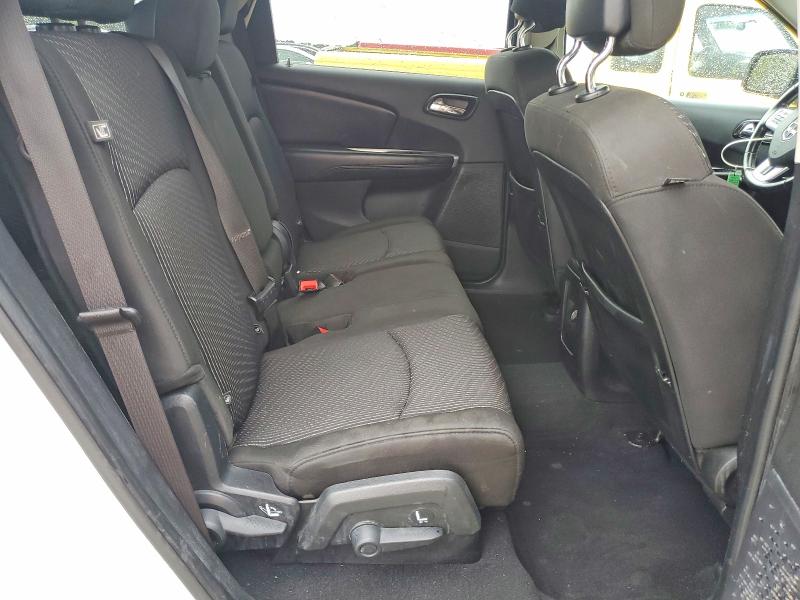 3C4PDCAB6LT272015
