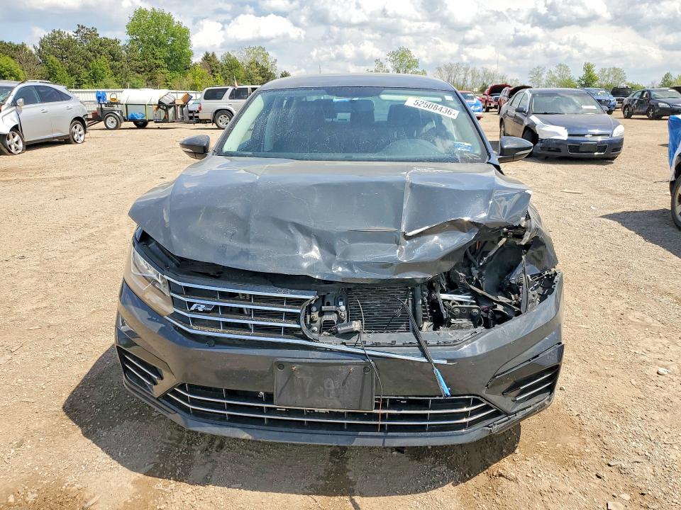 1VWDT7A35HC012744