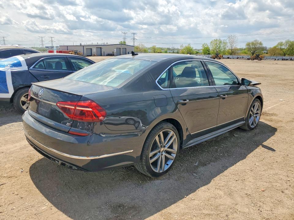 1VWDT7A35HC012744