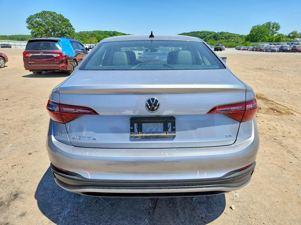 3VW7M7BU5RM019615
