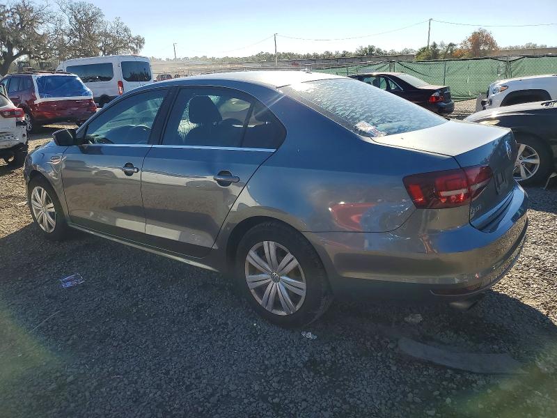 3VW2B7AJ0HM392258