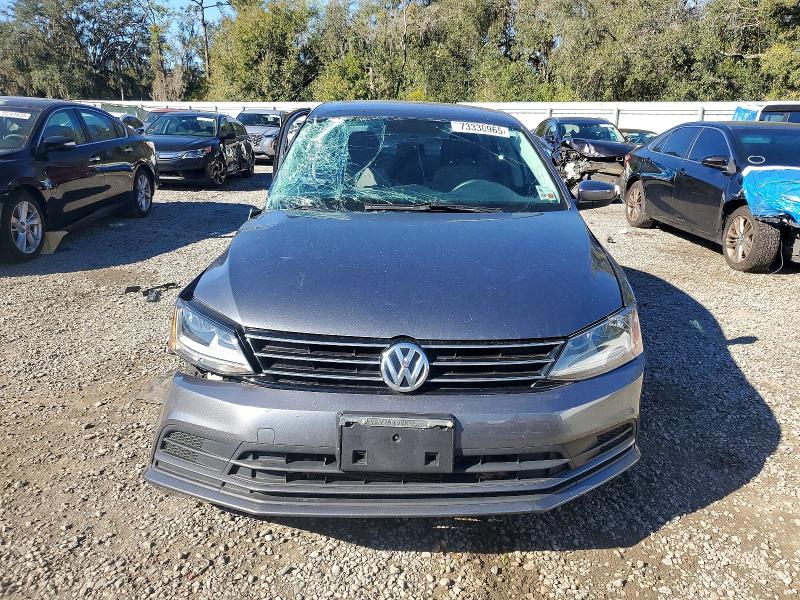 3VW2B7AJ0HM392258