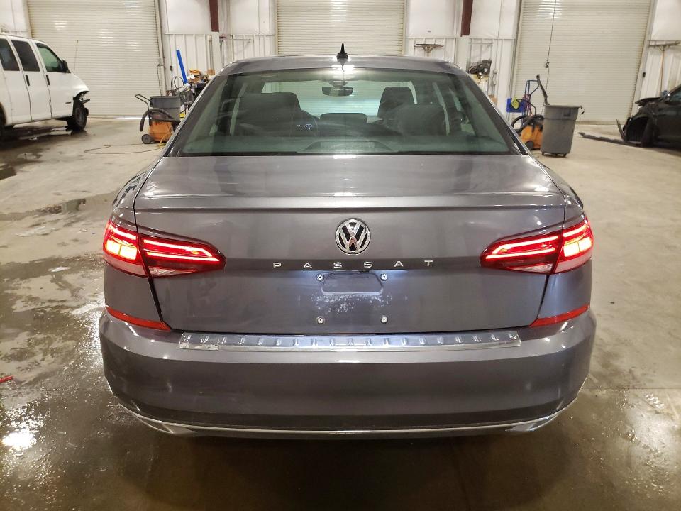 1VWSA7A38NC003108