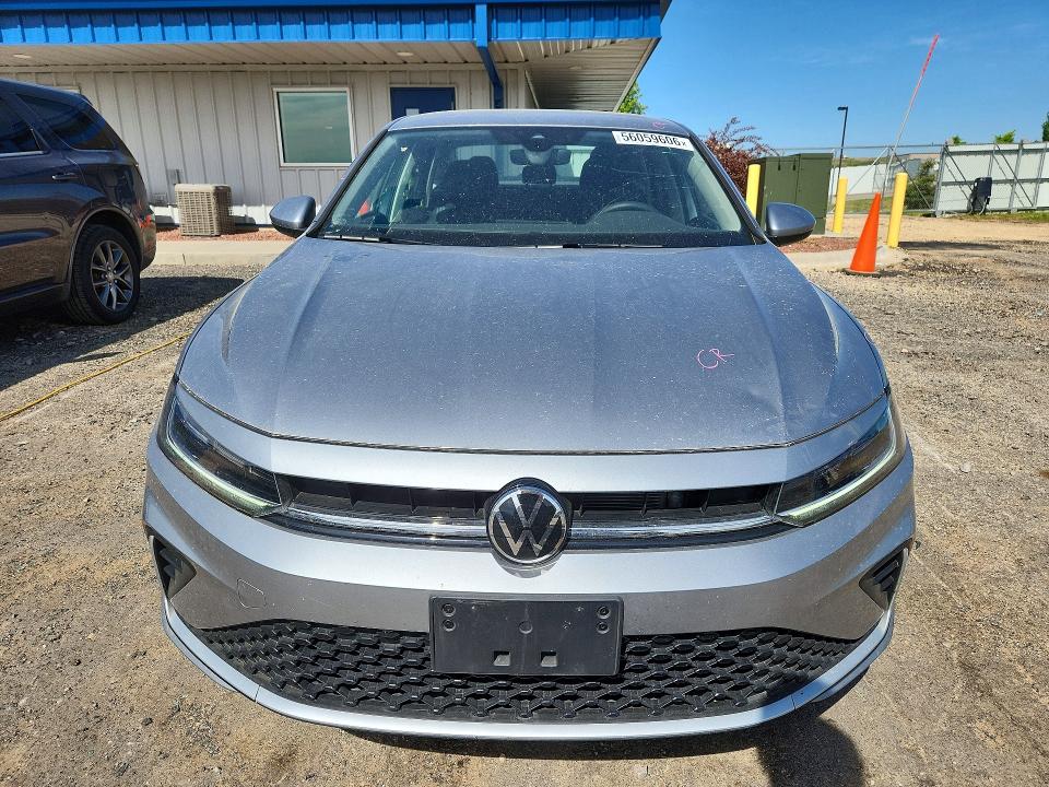 3VW5X7BU8SM068442