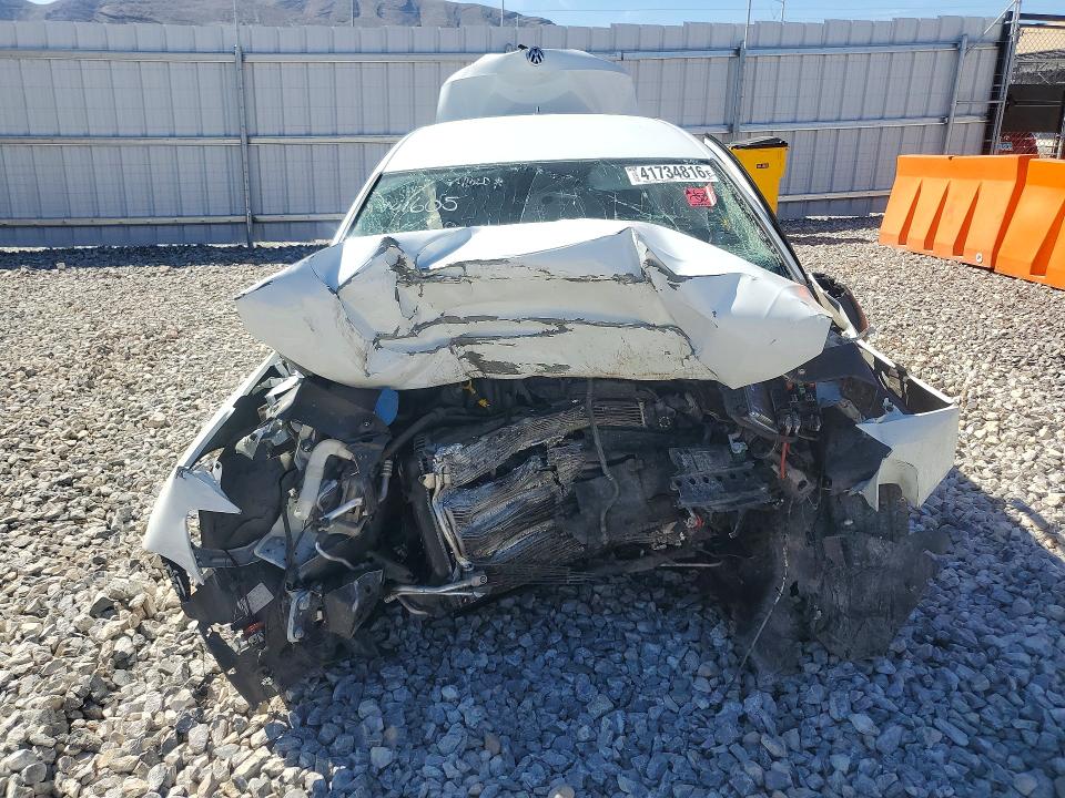 3VW2K7AJ7FM285611
