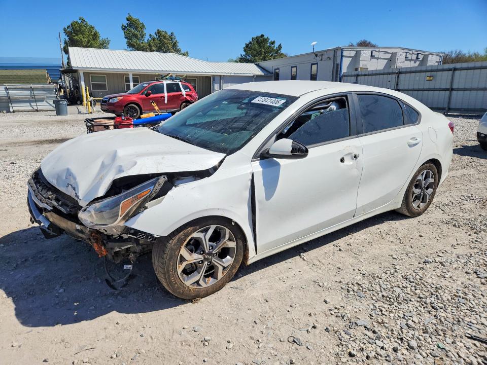 2021 KIA FORTE — VIN 3KPF24AD6ME352932