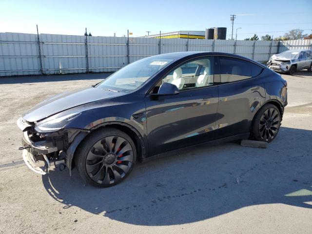 2024 TESLA MODEL Y — VIN 7SAYGDEF7RF064170