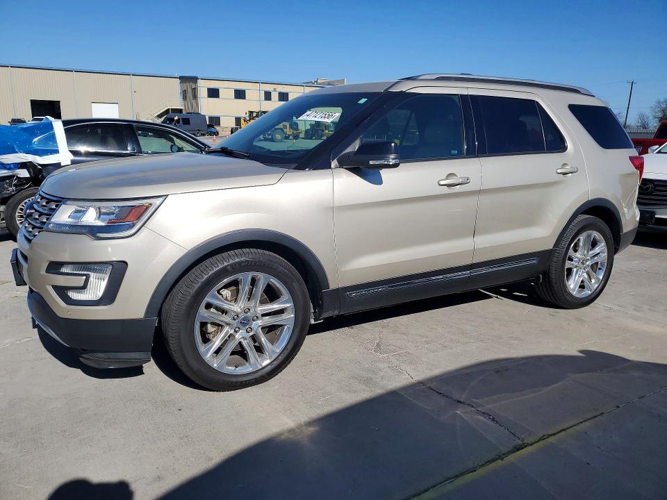 2017 FORD EXPLORER — VIN 1FM5K7D82HGD02848
