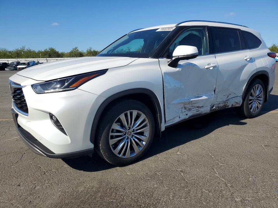 2023 TOYOTA HIGHLANDER — VIN 5TDKDRBH8PS040032