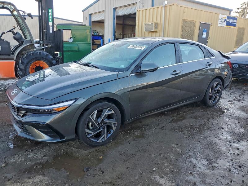 2025 HYUNDAI ELANTRA SE — VIN KMHLS4DG2SU904445
