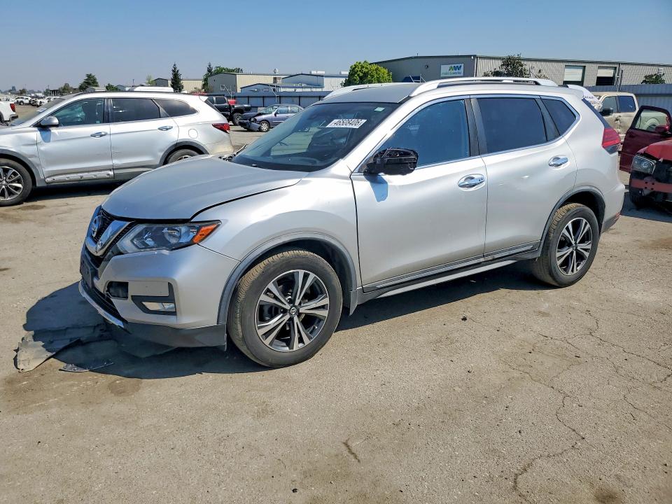 2017 NISSAN ROGUE — VIN JN8AT2MVXHW012635