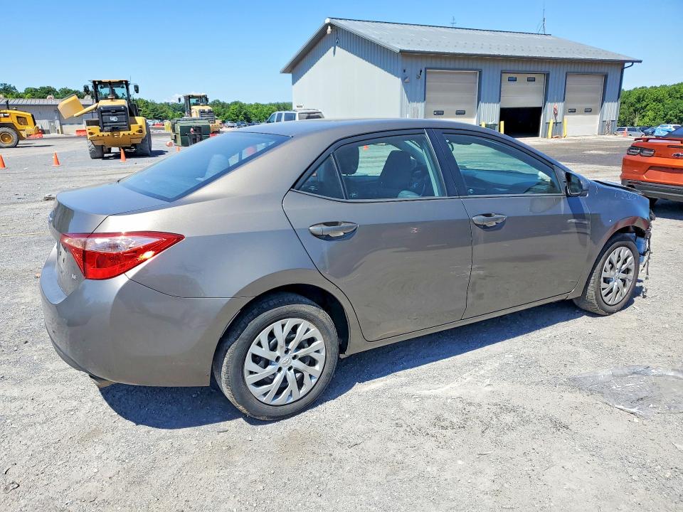 2T1BURHE2HC892657