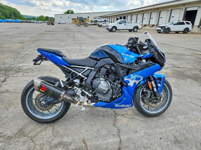 2024 SUZUKI GSX800 — VIN JS1EM13BXR7103051