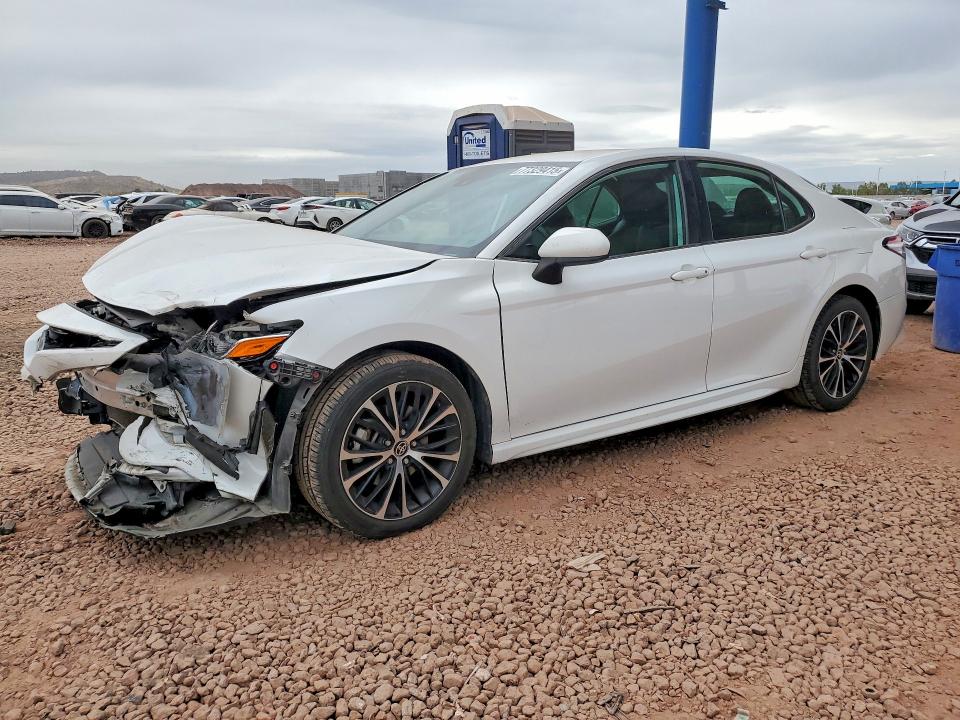 2020 TOYOTA CAMRY SE — VIN 4T1G11AK2LU357223