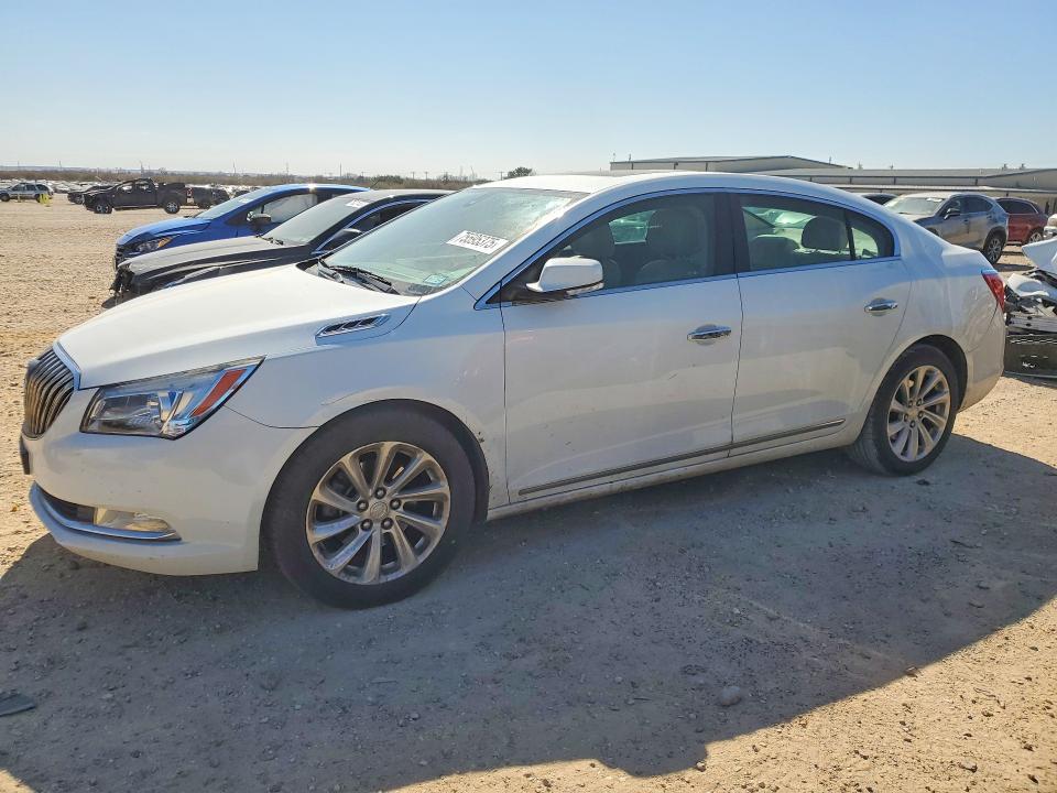 2016 BUICK LACROSSE — VIN 1G4GB5G32GF245942