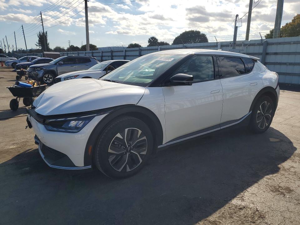 2024 KIA EV6 — VIN KNDC34LA1R5178919