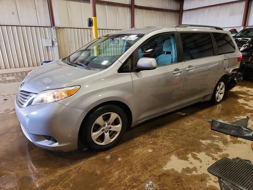 2015 TOYOTA SIENNA — VIN 5TDKK3DC8FS577289