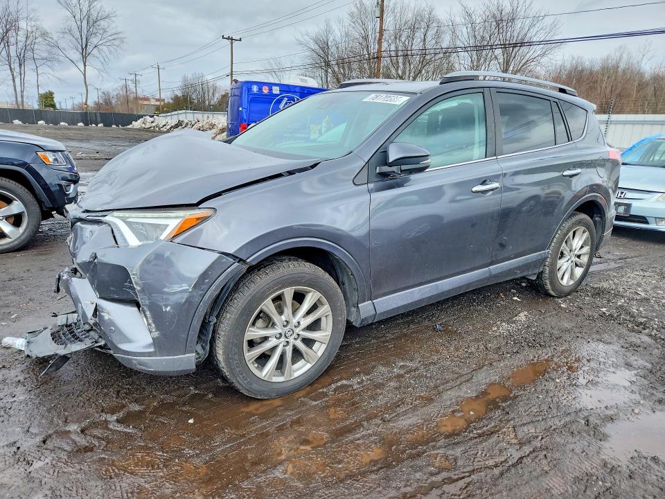 2017 TOYOTA RAV4 — VIN 2T3DFREV1HW547309