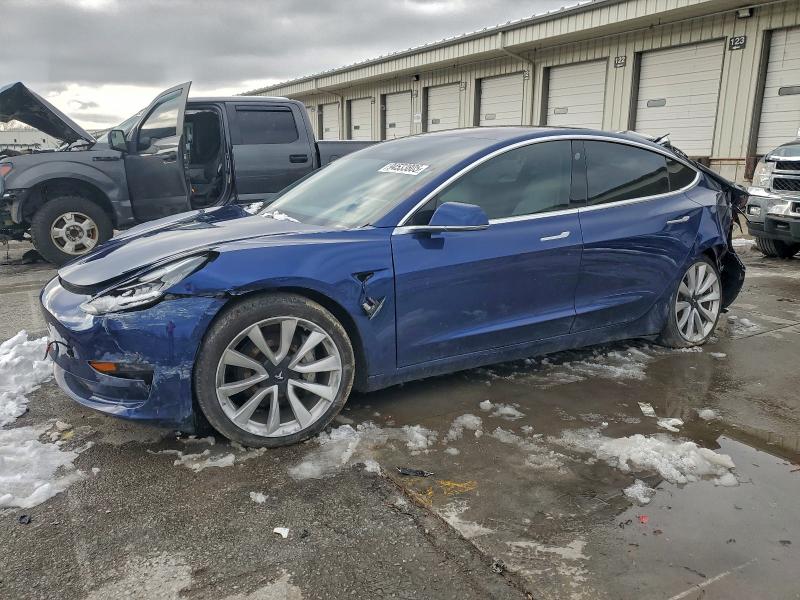2018 TESLA MODEL 3 — VIN 5YJ3E1EB8JF097840