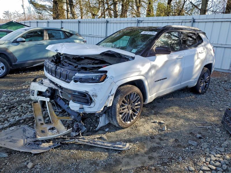 2022 JEEP COMPASS — VIN 3C4NJDCB2NT143503