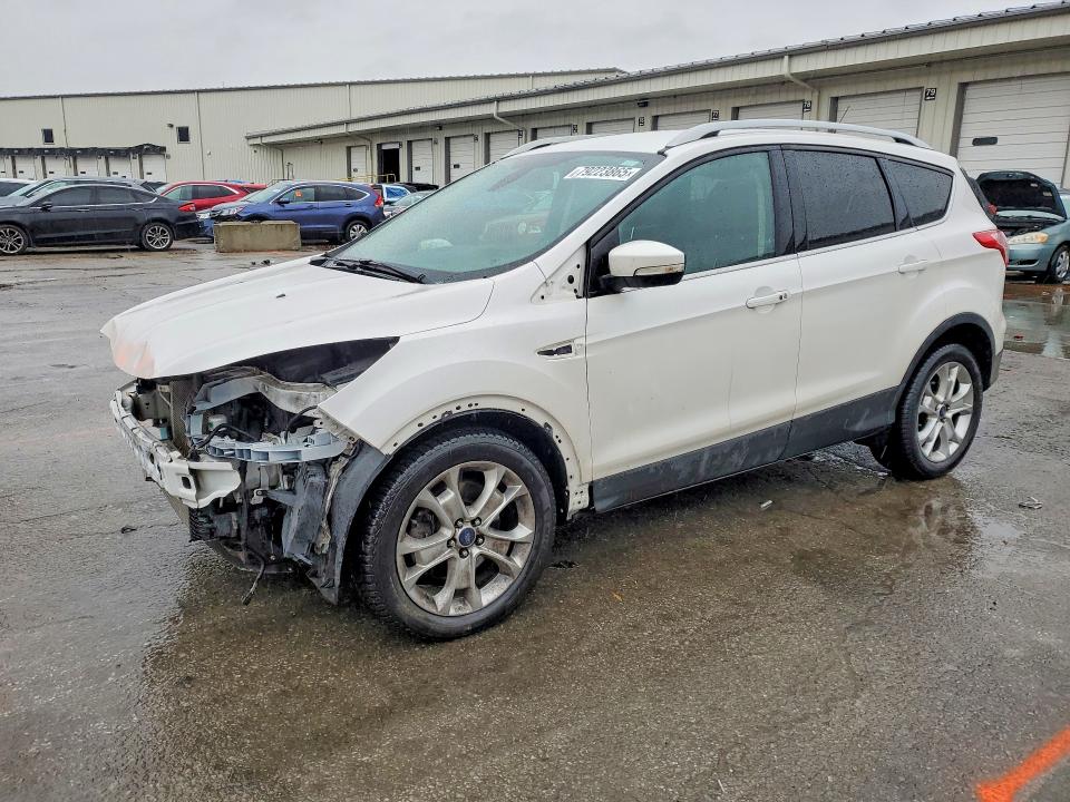 2016 FORD ESCAPE — VIN 1FMCU0J9XGUC55767