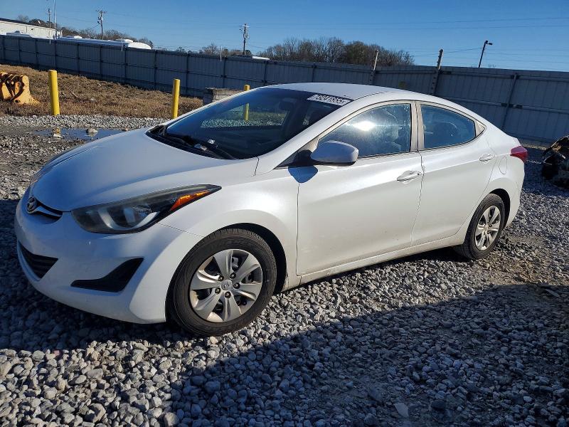 2016 HYUNDAI ELANTRA SE — VIN 5NPDH4AE2GH734521