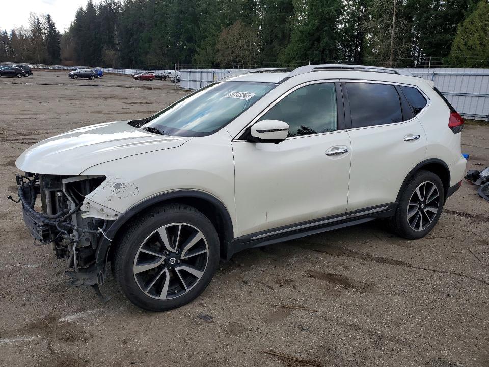 2017 NISSAN ROGUE — VIN 5N1AT2MV2HC845595