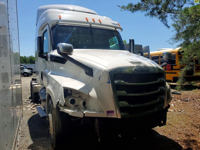 2019 FREIGHTLINER CASCADIA 126 — VIN 3AKJHHFG4KSKS0806