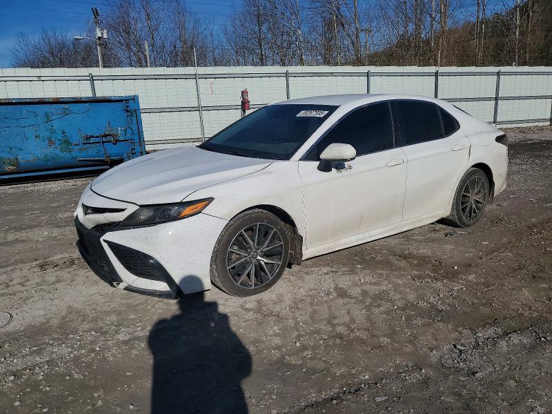 2021 TOYOTA CAMRY SE — VIN 4T1G11AK3MU405751