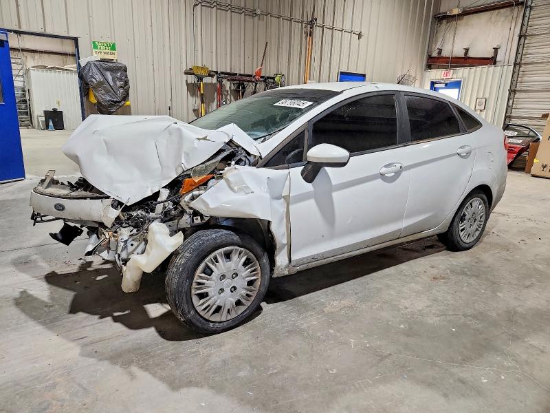 2015 FORD FIESTA S — VIN 3FADP4AJ1FM190351