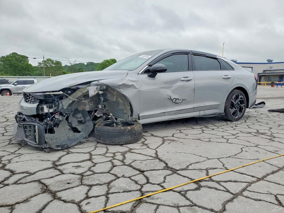 2025 KIA K5 — VIN KNAG64J73S5329147