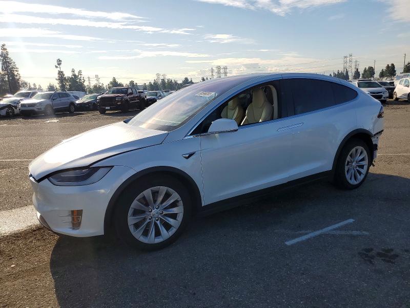 2019 TESLA MODEL X — VIN 5YJXCDE22KF155953