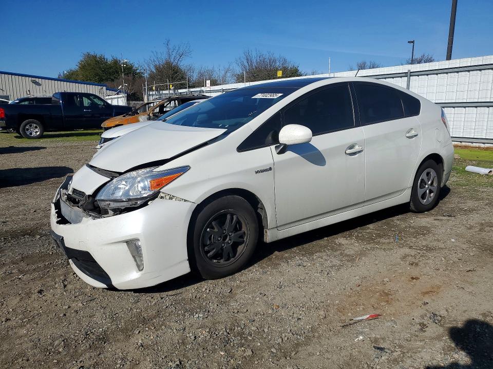 2015 TOYOTA PRIUS — VIN JTDKN3DU8F1928182