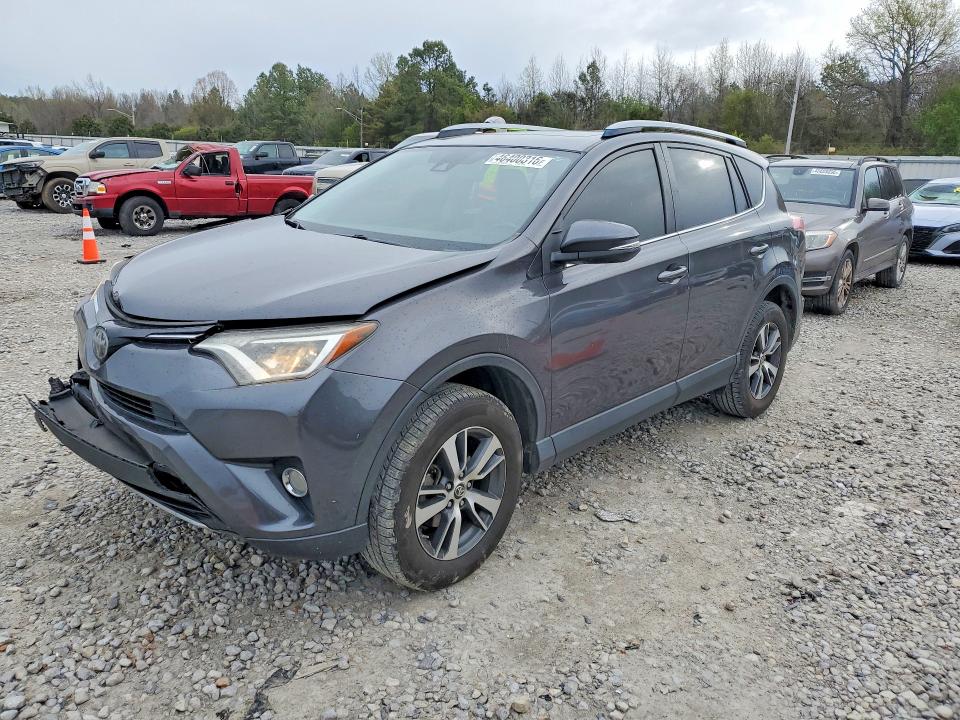 2017 TOYOTA RAV4 — VIN JTMWFREVXHJ141505