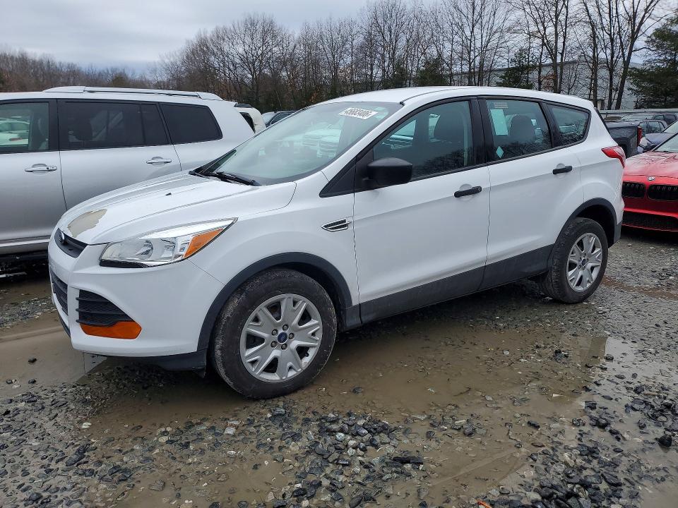 2016 FORD ESCAPE — VIN 1FMCU0F76GUC18755