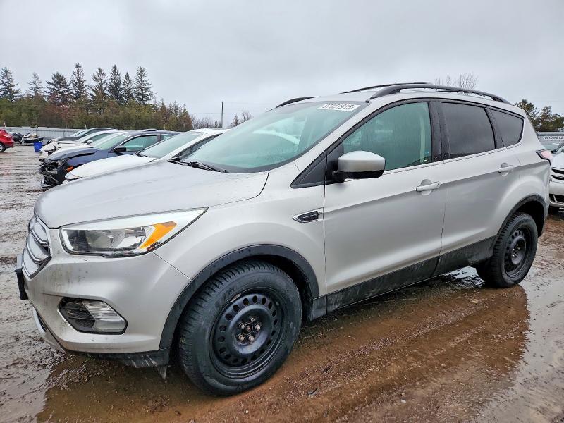 2017 FORD ESCAPE SE — VIN 1FMCU0GD2HUA70142