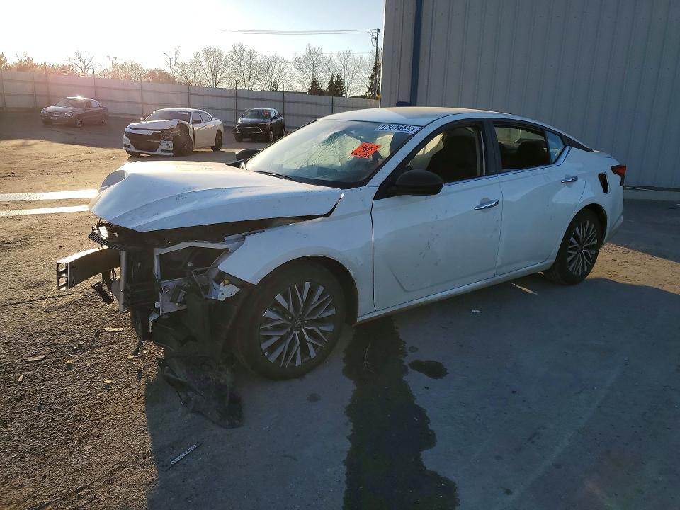 2025 NISSAN ALTIMA SV — VIN 1N4BL4DV5SN385113