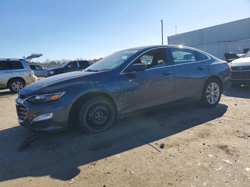 2021 CHEVROLET MALIBU LT — VIN 1G1ZD5ST5MF032339