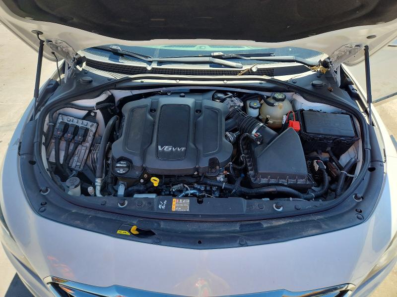 1G4ZR5SS5HU205709