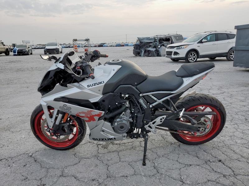JS1EM13B4R7100033