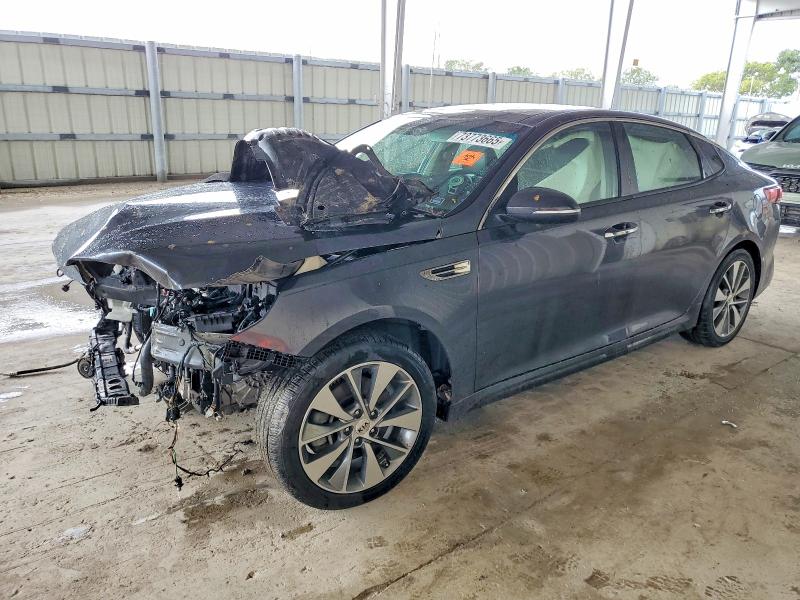 2018 KIA OPTIMA — VIN 5XXGT4L34JG255267