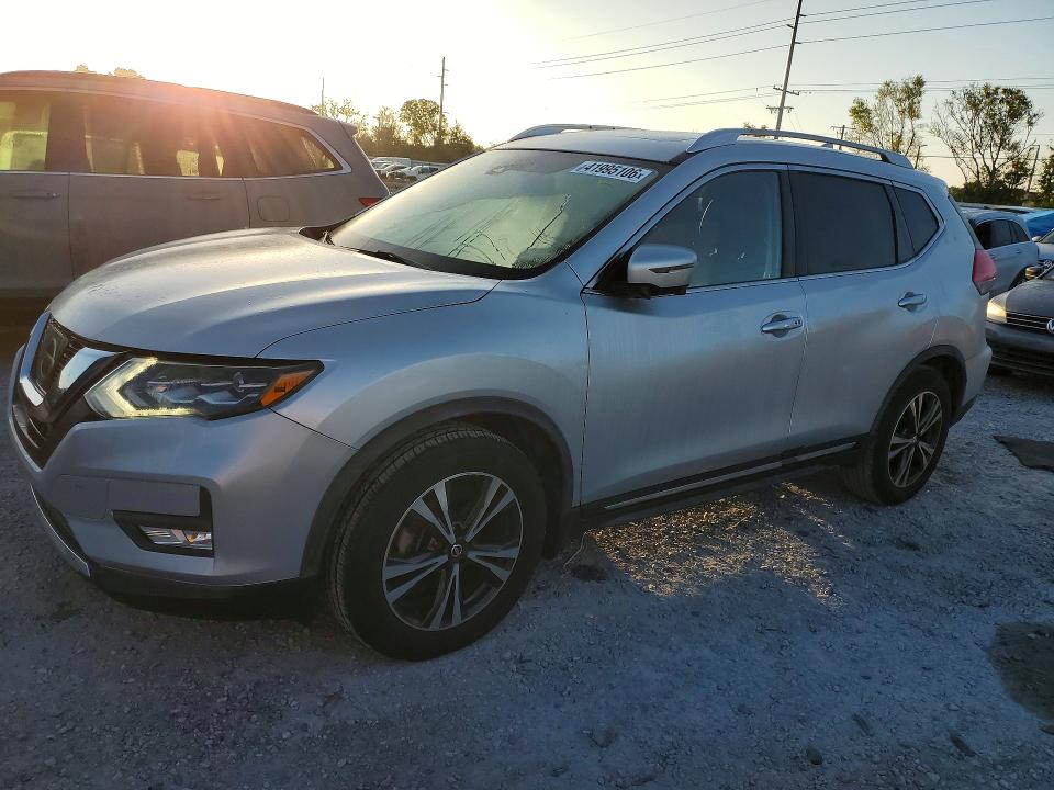 2017 NISSAN ROGUE — VIN JN8AT2MTXHW402634