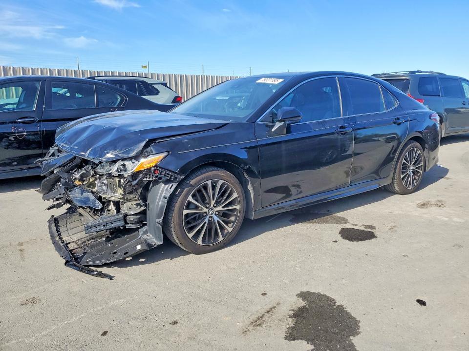 2018 TOYOTA CAMRY — VIN 4T1B11HK9JU520513