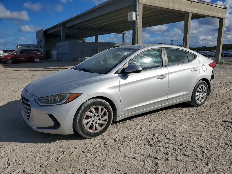 2017 HYUNDAI ELANTRA SE — VIN 5NPD74LF4HH049642
