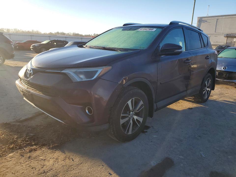 2016 TOYOTA RAV4 — VIN 2T3RFREV5GW496224